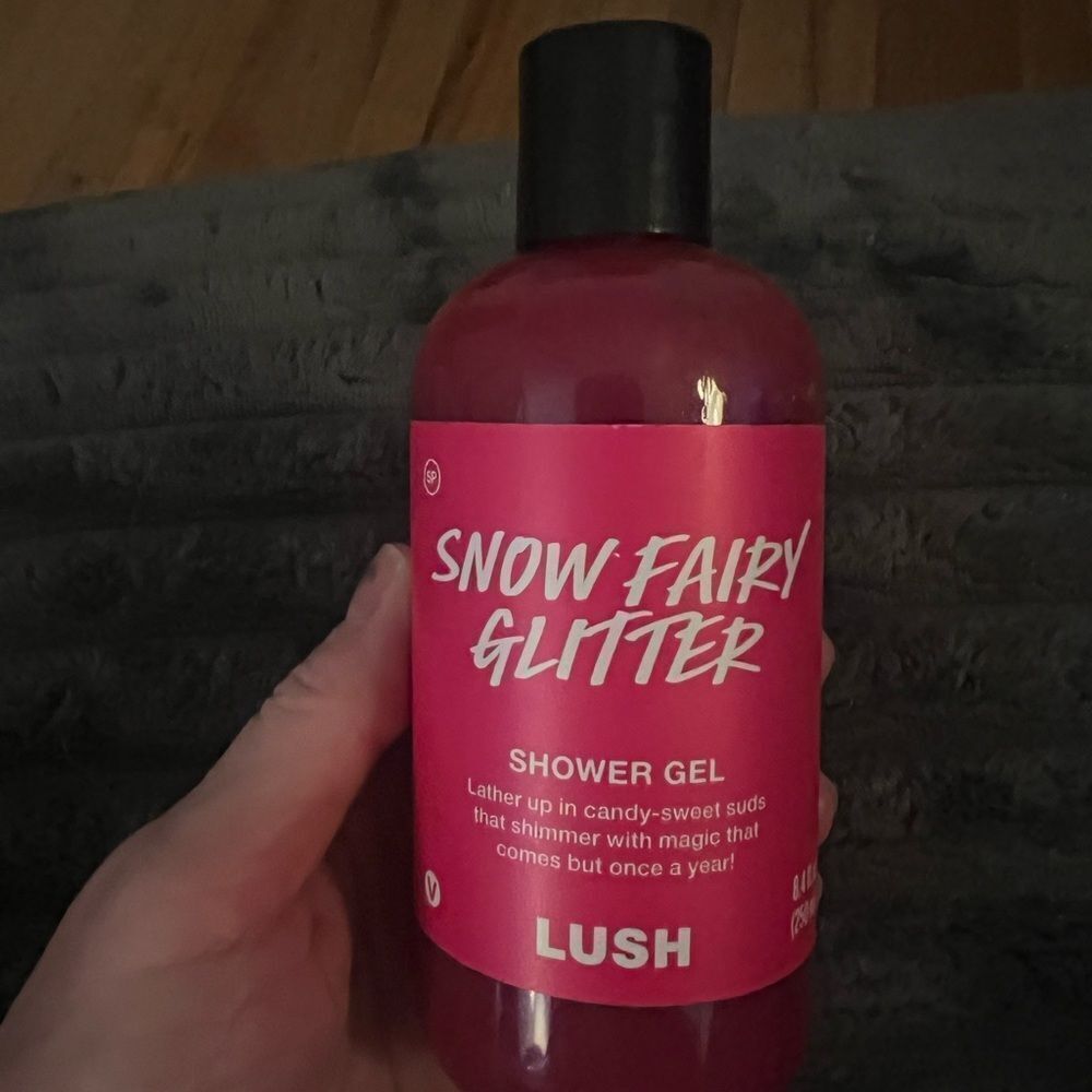 Lush Snow Fairy Glitter Shower Gel - 8.4 oz BRAND NEW SEALED LIMITED EDITION